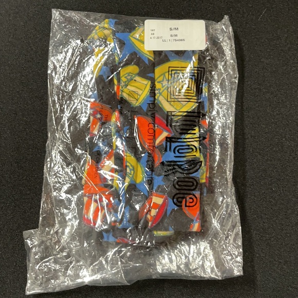 LuLaRoe New Kid’s S/M Patriotic Hat Star Leggings NWT - Picture 8 of 9